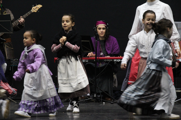 Zilarrezko inauteriak piztu  43 1517061203167