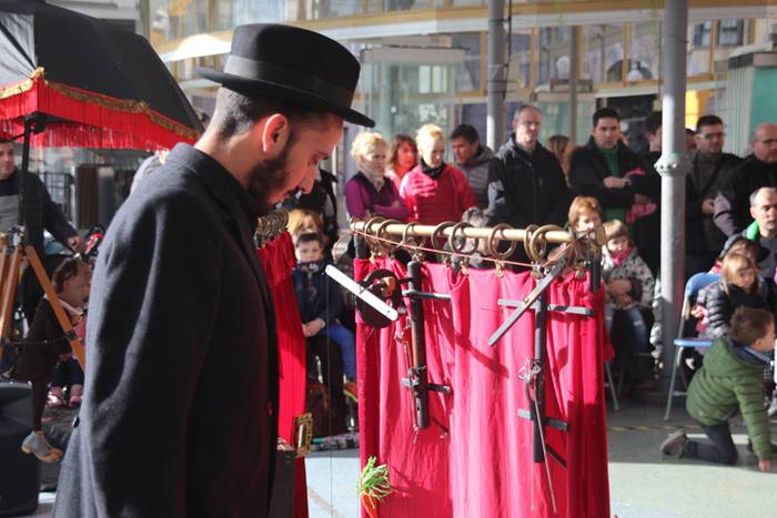 Zerkausia, egun batez antzok 3 1511703109096