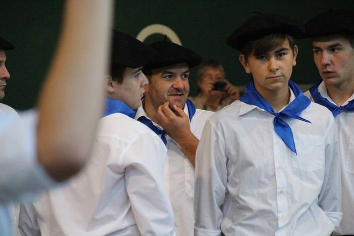 Erakustaldiz betetako arrats 58 1507490245168