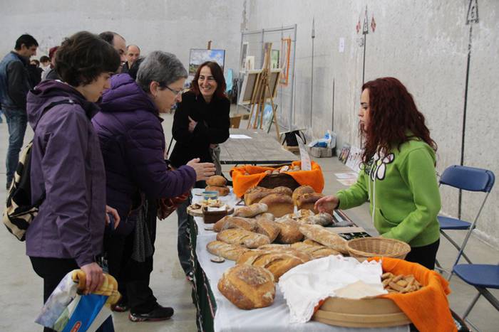 V. Udaberriko merkatua berrobin 17 1463915453779