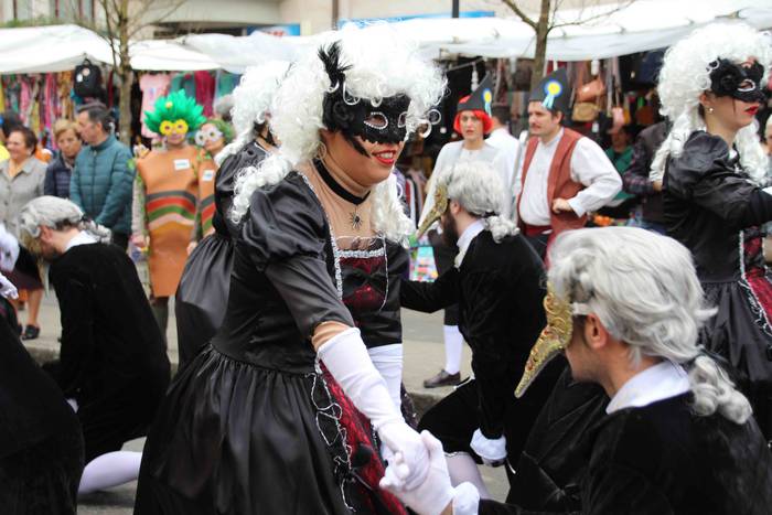 Veneziatik Jamaikaraino, Aut 2 1551717711807