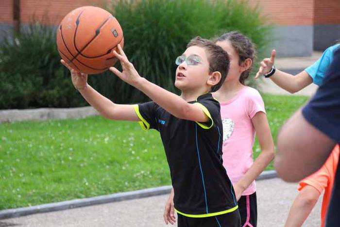 Ezkaratzen arteko lehia sano 6 1530877966863