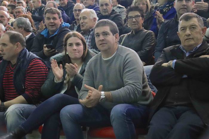 200 kiloko harri errektangul 55 1577023298762