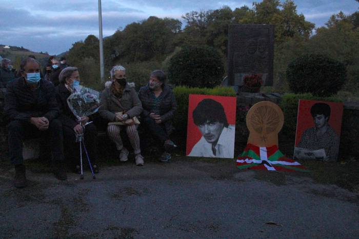 Joxi eta Joxean oroitu eta o 3 1602927376916