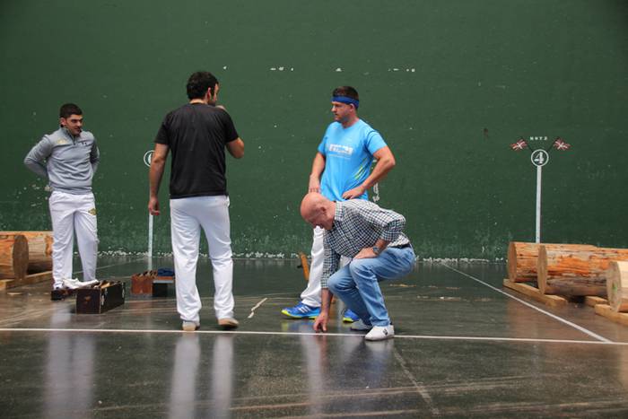 Zizurkilgo baserritarrek eur 2 1494860143824