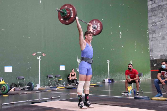 Sei pultsulari eta mutilak t 14 1602172868115