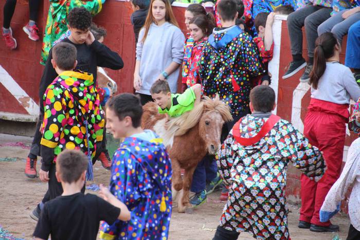 Joaldunek izua eragin dute 67 1551463030275