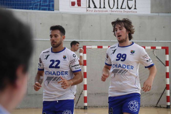 Tolosa CF eskubaloia prest d 20 1535892070882