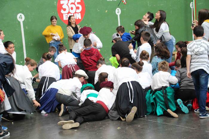 Aterpetik heldu dira saninaz 4 1564229636320