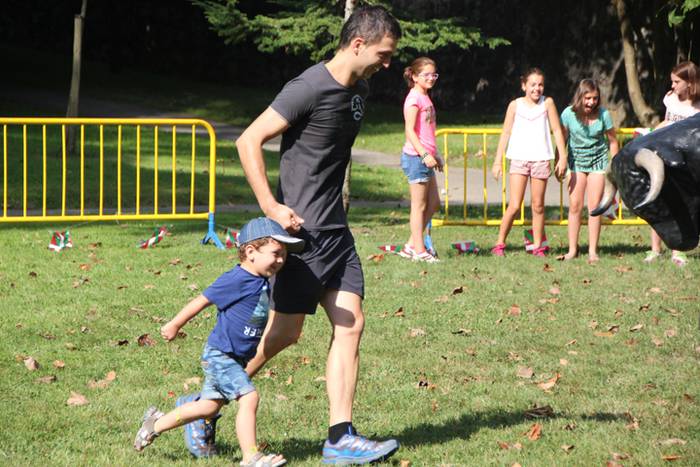 Zezenen aurretik korrika 26 1472903790346