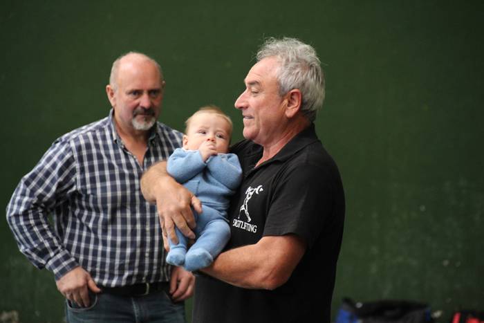 Eskerrik asko, Batis 4 1505571128122