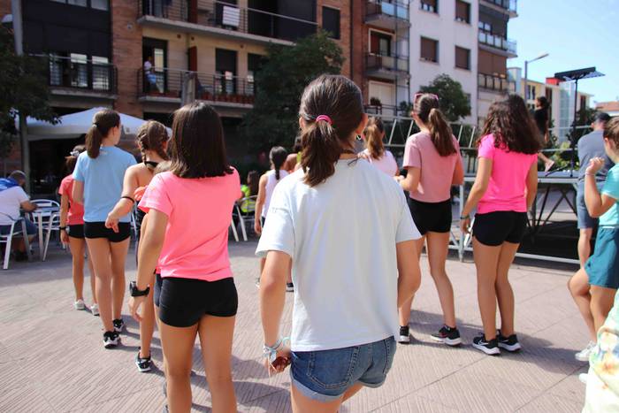 Zumba klase herrikoia Santio 2 1658941175006