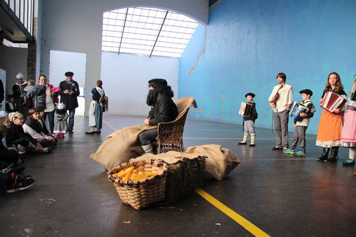 Menditik jaitsi da Olentzero 9 1482586442998