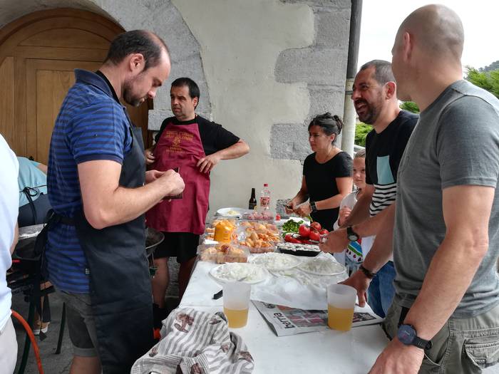 Paella, kuadrilla eguneko er 20 1565767538230