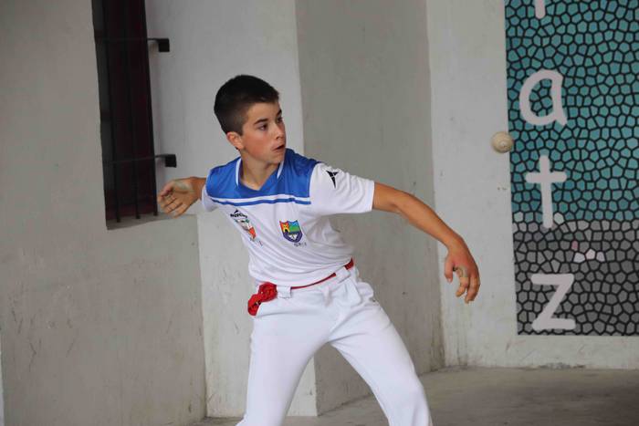 Txikiek pilotari handiak dir 35 1565875089997