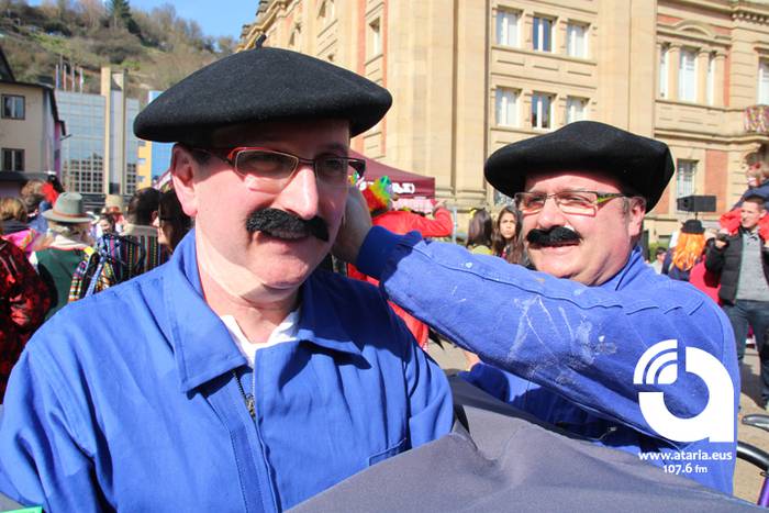 Irudimenak gainezka egin du 184 1488128310215