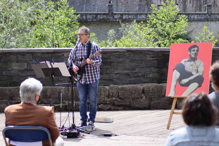 Txirrita omendu dute Tolosan 9 1621774213819