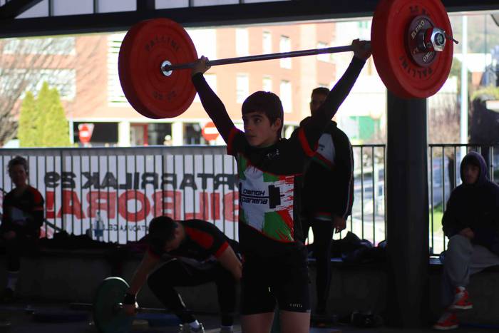 Halterofilia txapelketarekin 4 1639920657763