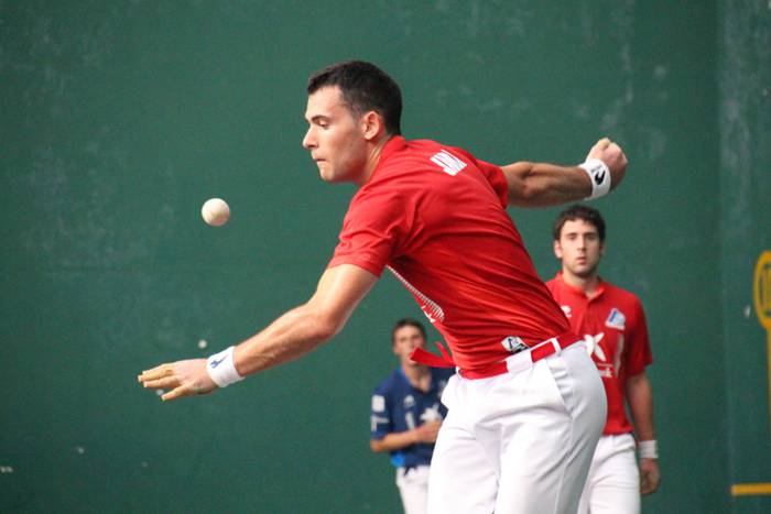 Herriko semea bultzatzen 4 1472060657230