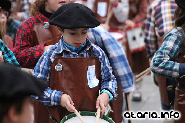 Zaldunita bezperako haur danborrada 155 1454785385830